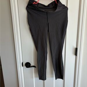 Lululemon Base Pace Ribbed Legging 25” Length in Size 10